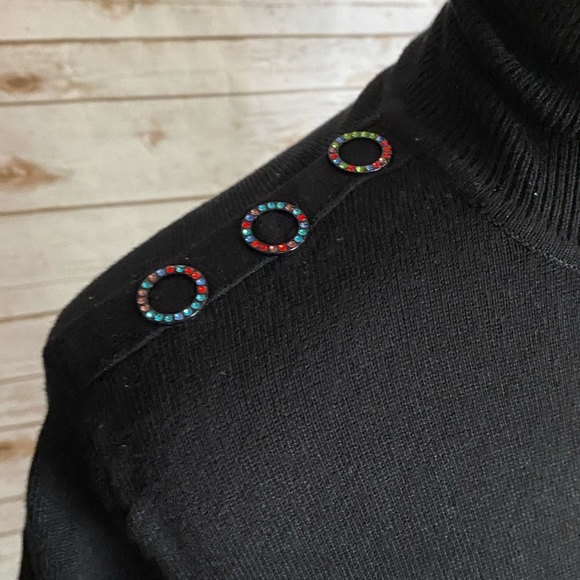 NWT Gorgeous Sweater 💋 - Picture 3 of 4